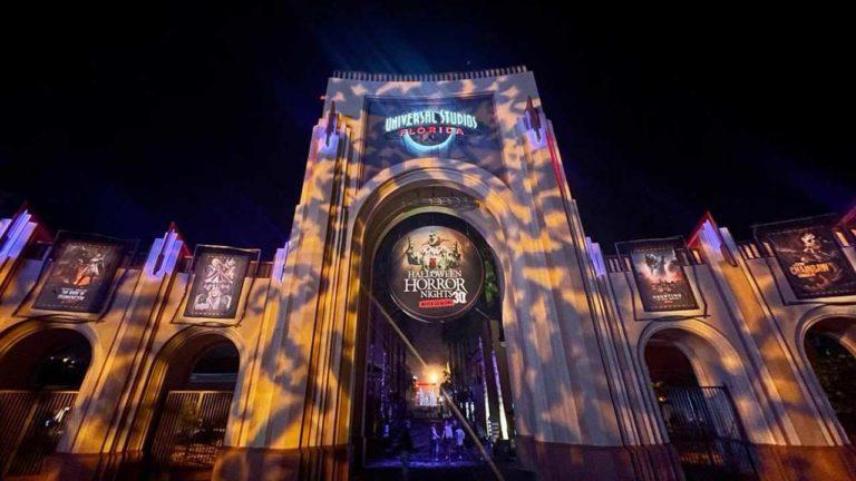Universal Orlando Halloween Horror Nights entrance