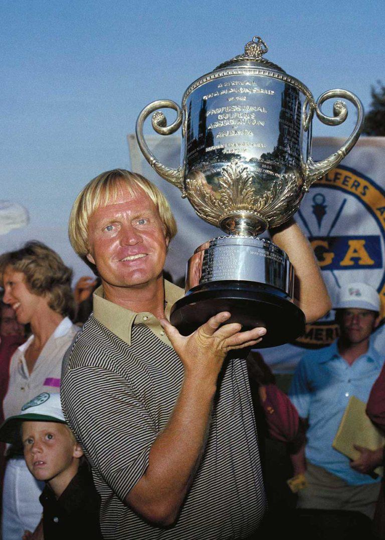 Jack Nicklaus holding up the PGA Trophy in 1980